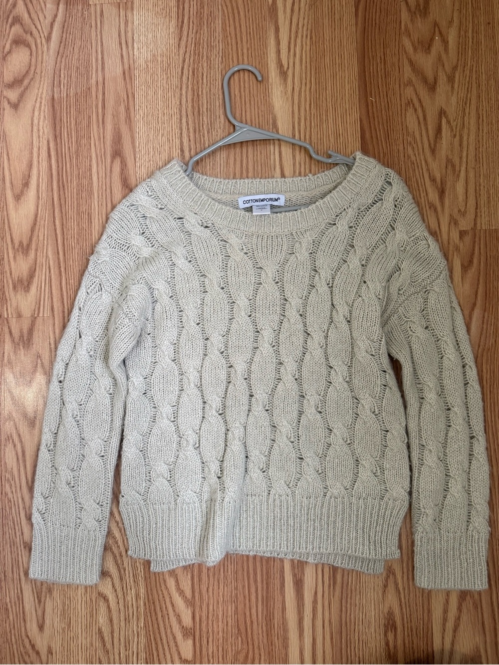 Cotton Emporium Cream Cable Knit Crewneck Sweater